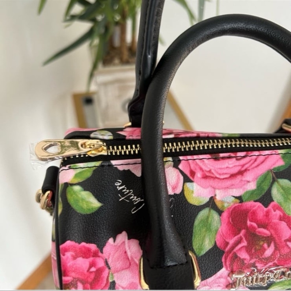 Juicy Couture Black and Pink Floral Women's Bag - Picture 5 of 8